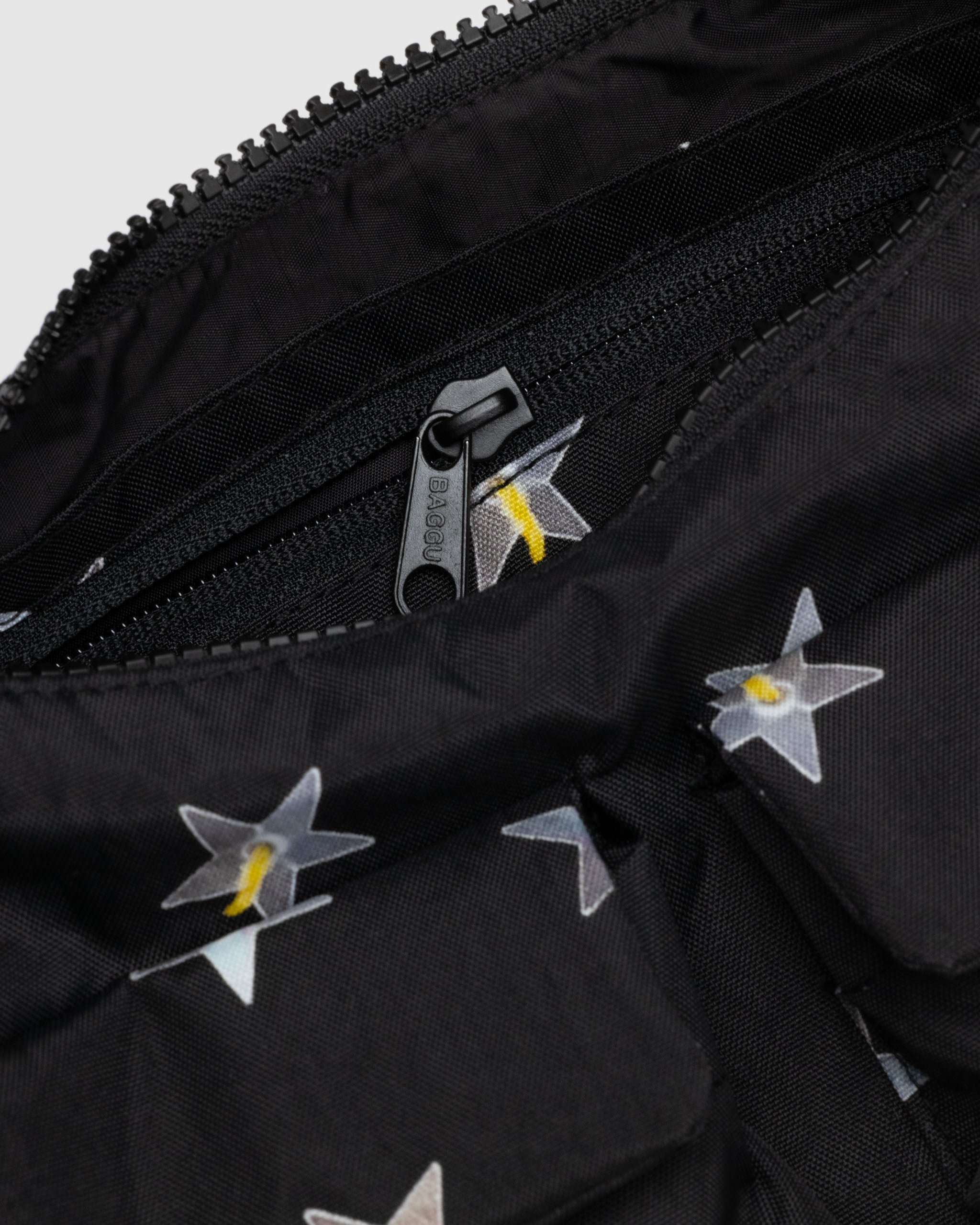 Stars Cargo Shoulder Bag