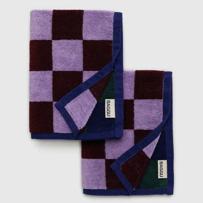 A set of two BAGGU hand towels in Jewel Checks.