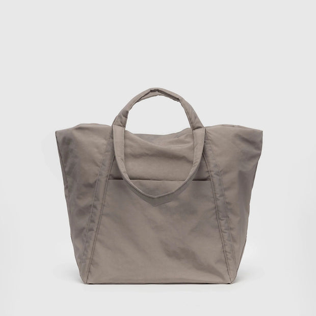 A BAGGU Travel Cloud bag in Dove, made from recycled heavyweight nylon